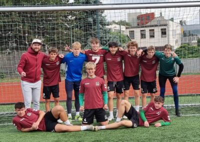 První úspěchy ve středoškolských sportovních turnajích